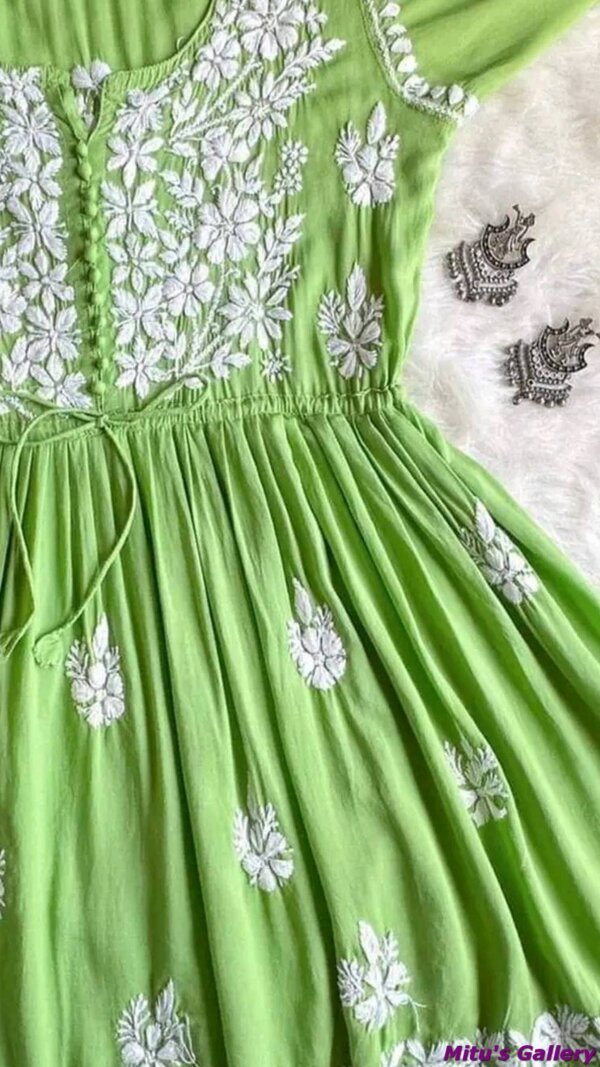 LightGreen Rayon Short Top for Regular Use